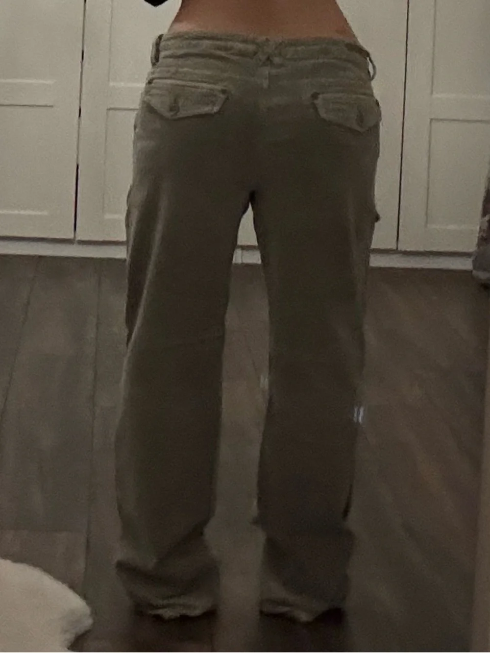 DKNY green khaki corduroy cargo pants - Picture 2 of 6
